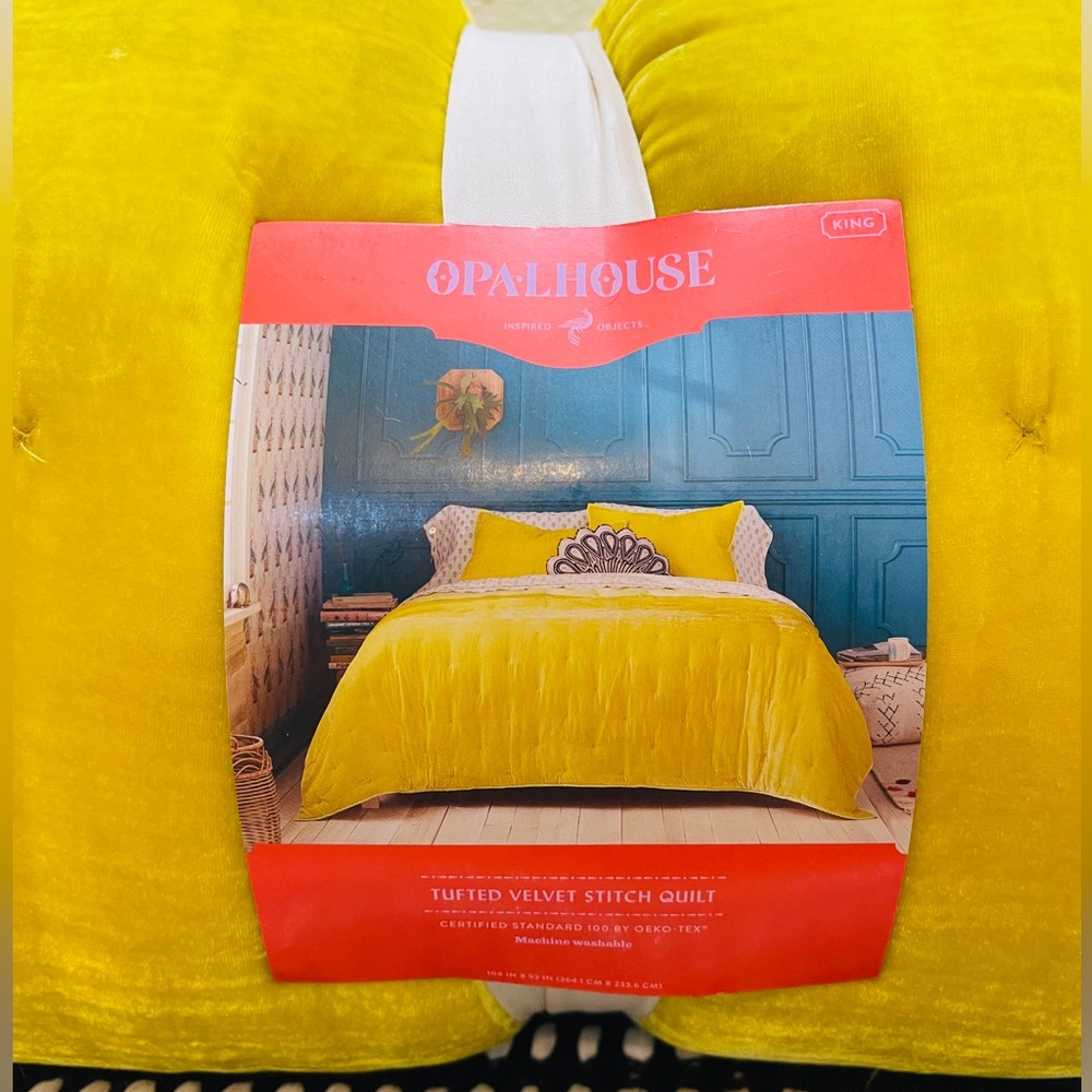 Velvet Tufted Stitch Quilt - Opalhouse Color Citron